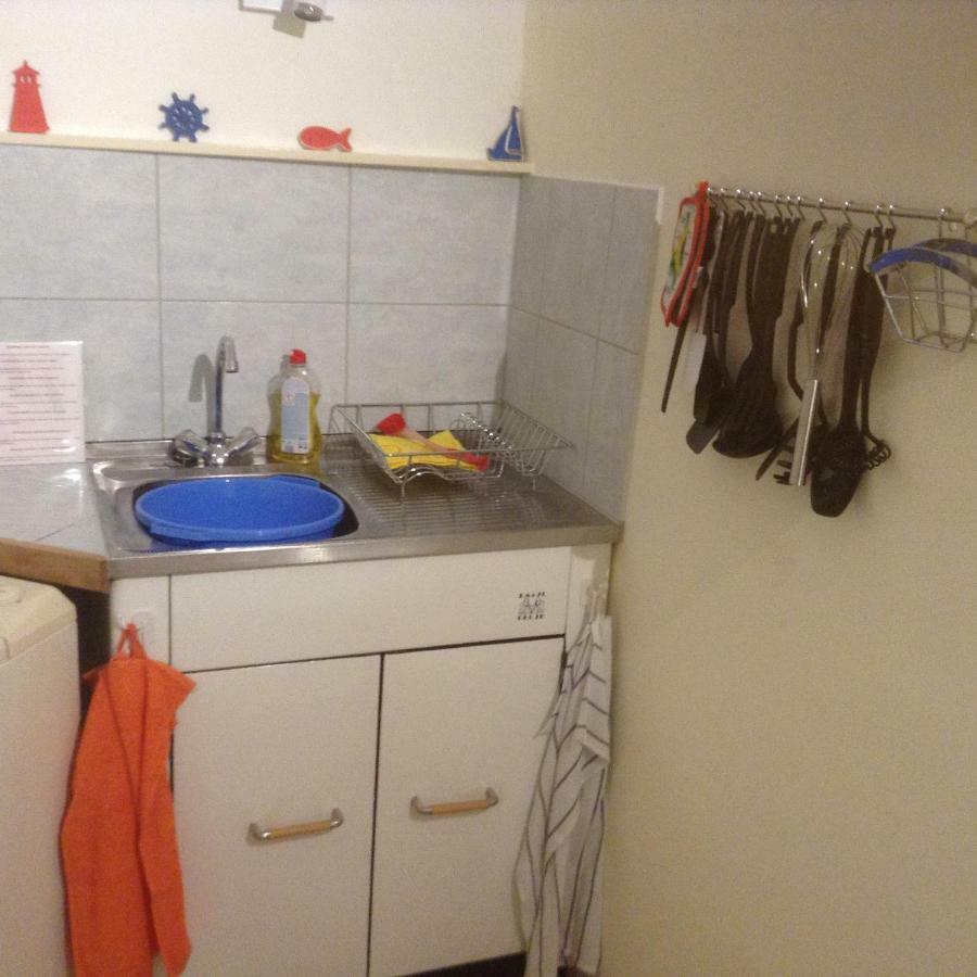Redhill Apartments ノヴィ・ヴィノドロスキー エクステリア 写真